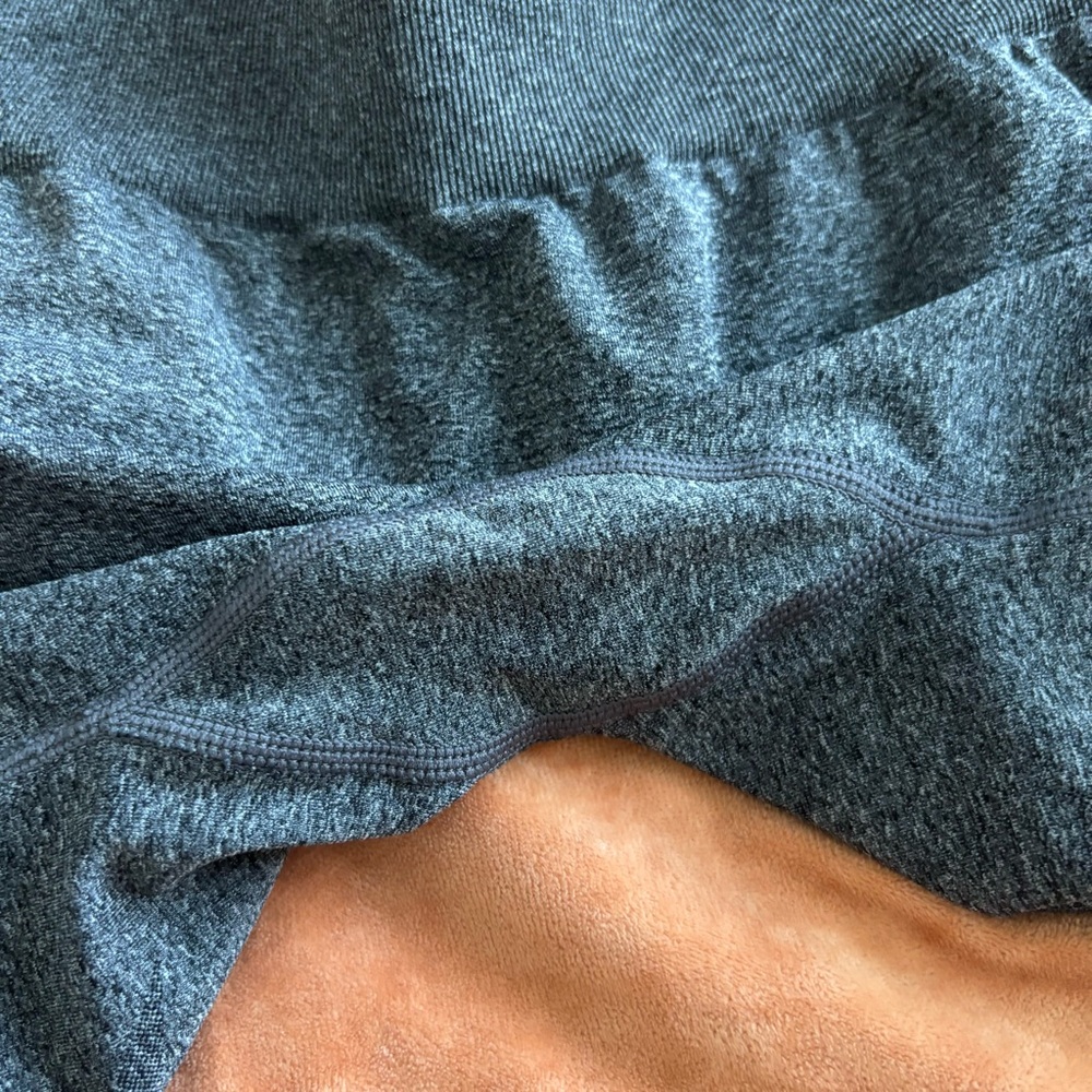 NVGTN Seamless Shorts - Picture 2 of 6